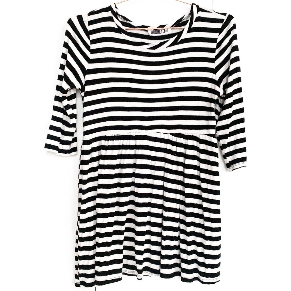 audrey 3+1 black and white striped babydoll top M